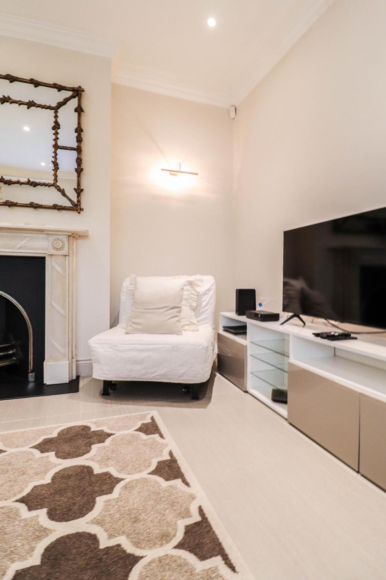 Appartamento Lovely Kensington Apartment In A Prime Location